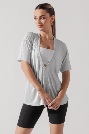 POPFLEX Daring Deep V Tee Grau | 12PSYDCBN