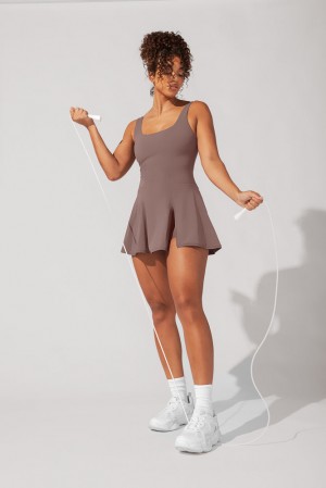 POPFLEX Tie-Breaker Superdress™ Peppercorn | 40HMAWCRE